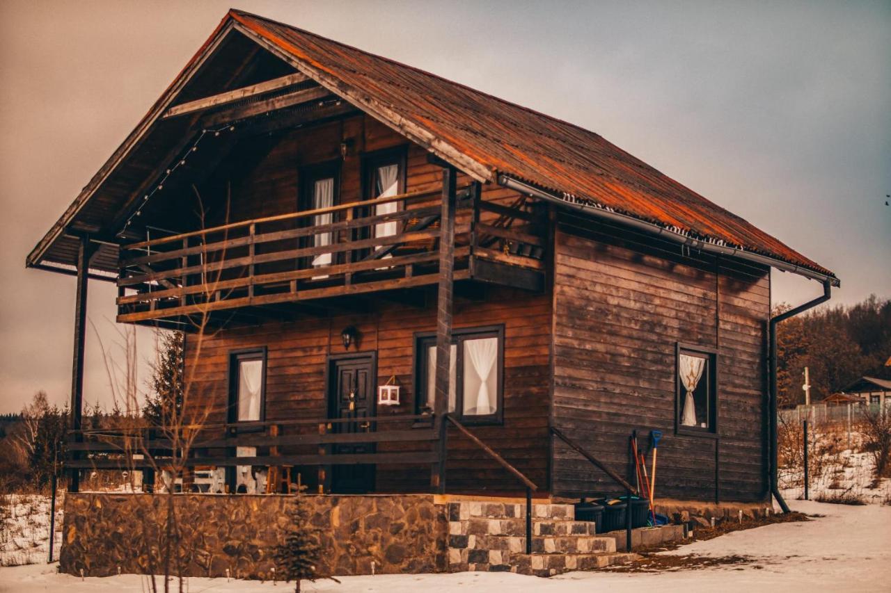 The Wooden Nest -Covasnaヴィラ エクステリア 写真