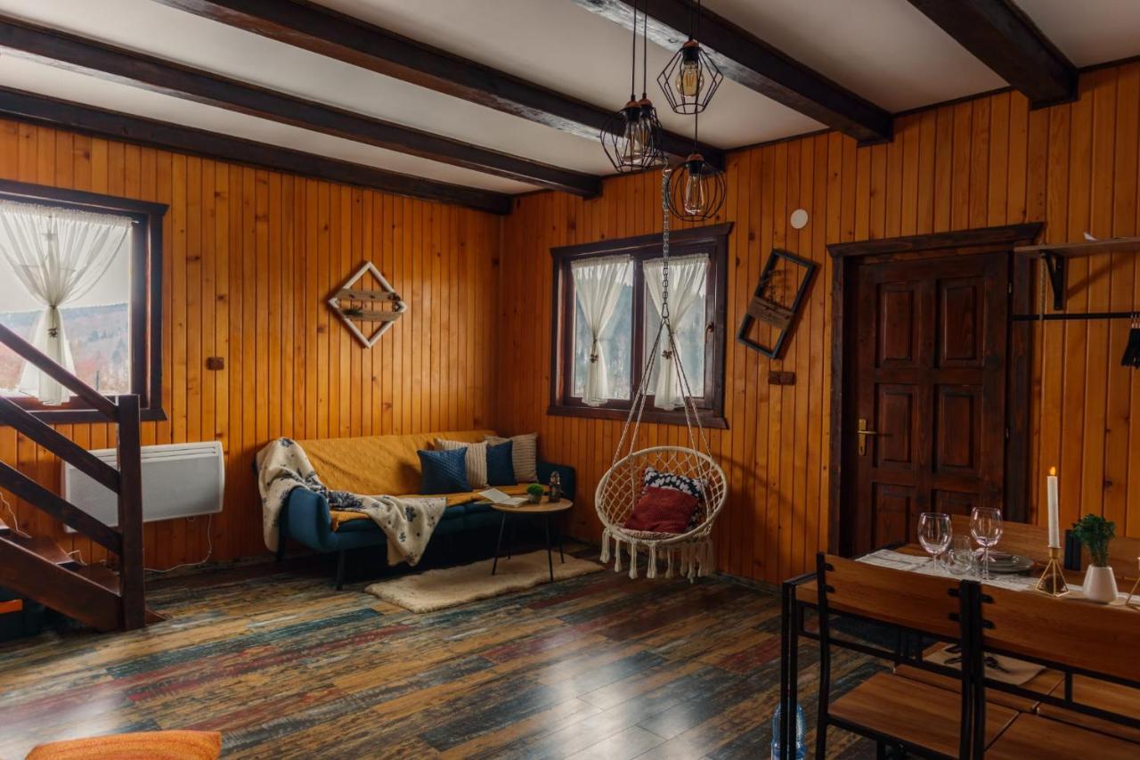 The Wooden Nest -Covasnaヴィラ エクステリア 写真