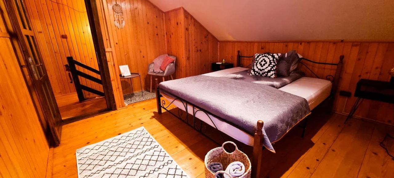 The Wooden Nest -Covasnaヴィラ エクステリア 写真