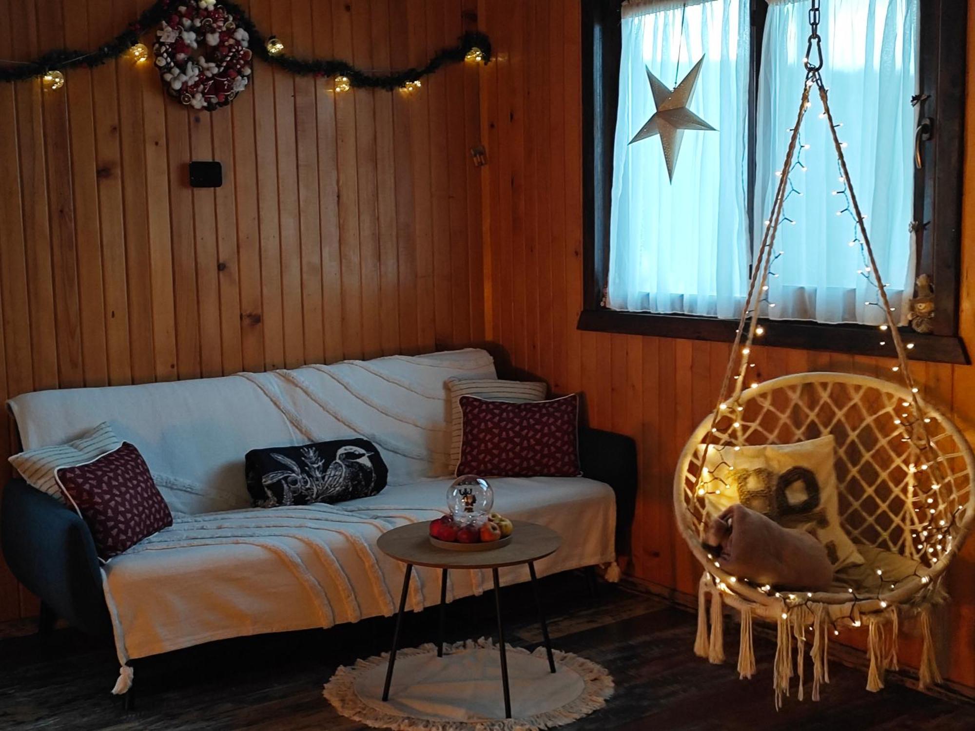The Wooden Nest -Covasnaヴィラ エクステリア 写真